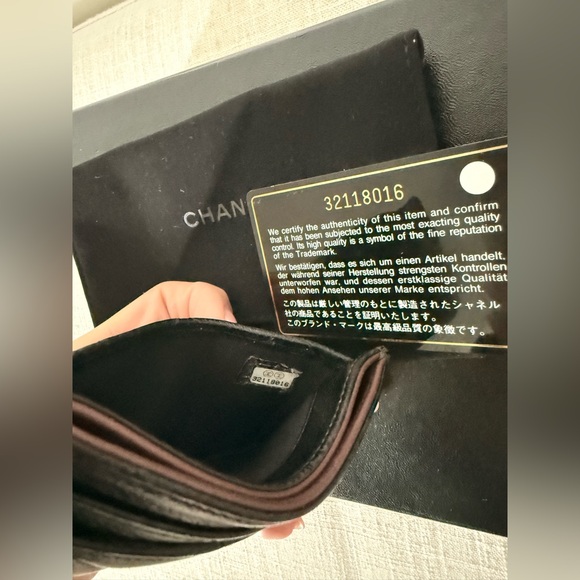 Chanel Black Caviar Card Holder - Picture 5 of 5
